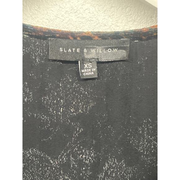 Slate and Willow Size XS Black Floral Velvet Tie Waist Long Sleeve Mini Dress - Picture 5 of 7